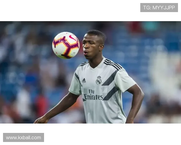 阿扎尔感叹维尼修斯或早退役